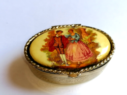 Medicine box with Baroque pattern 93.