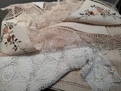 Antique hand-filed ribbon-embroidered tablecloth, lace needlework, crochet 8 pieces