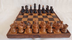 Régebbi fa sakk készlet