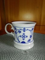 Porcelain immortelle pattern mug...Brand new.