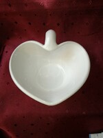 Heart-shaped porcelain tray
