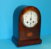 Also video - excellent condition, reliably working clock from the first half of the 1900s