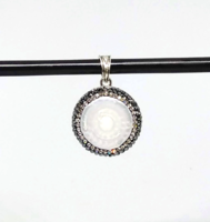 Shell round mother-of-pearl pendant in marcasite and cz crystal socket