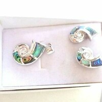 Abalone inlaid snail line earrings and pendant set