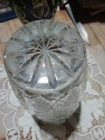 Art deco crystal vase in perfect condition, heavy