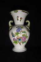 Herend Victoria-patterned vase with handles.