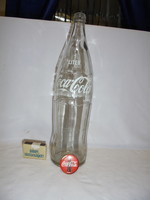 Retro coca-cola glass bottle and badge, pin - together