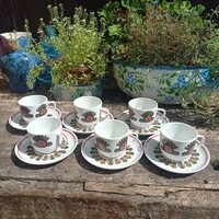 Retro raven house pannonker, peacock coffee cups