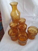 Amber decanter with 6 glasses