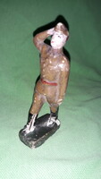 Antique 1930 Hungarian papier-mâché saluting World War toy soldier 12 cm according to the pictures