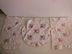 Tablecloth - 3 pcs - handmade - especially beautiful - very labor intensive - old - Austrian - flawless
