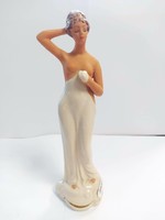 Antik porcelán nő szobor