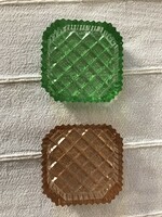 Retro üvegtálkák zöld és lazac színű
