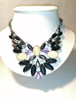 Elegant collars (796)