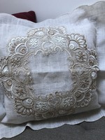 Antique lace-inlaid linen decorative cushion covers 2 pcs