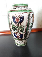 Korund vase with tulips