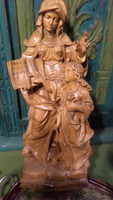 Beautifully carved wooden statue of approx. 29 x 14 cm. I think Saint Anne and Little Mary.