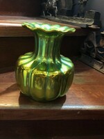 Zsolnay porcelán , eozin gerezdes váza ,20 cm-es magasságú.