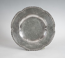 Silver bowl with acanthus leaves