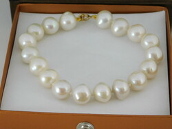 14K gold beautiful pearl bracelet with 10 mm pearls