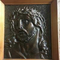Bronze wall step - Jesus