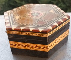 Original taracea hecho a mano inlaid Spanish hexagonal gift box - box