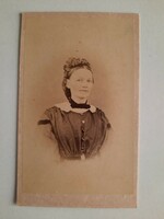 Antik vizitkártya (CdV) fotó, hölgy portré, 1860-as évek, ismeretlen fotográfus