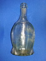 Antik still pocakos pálinkás üveg 0,5 palack gyűjtőknek a képek szerint