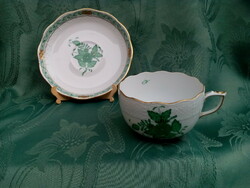 Herend Appony pattern tea cup and saucer (2)