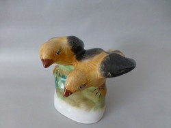 Bodrogkeresztúr porcelain bird figurine, yellow beads
