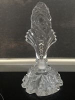 Kristály parfümös üveg gazdagon metszett mintával, 16 cm magas