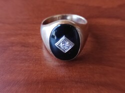 ÁRCSÖKKENTÉS! Gyémánt köves 10,4 grammos Antik arany pecsétgyűrű becsértéke alatt eladó!