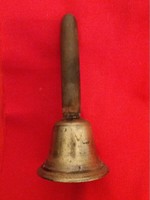 Antique wood-handled copper pedellus / attention-grabbing wooden-handled hand bell 21 cm according to pictures