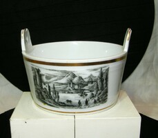 Porcelain pot - spice holder