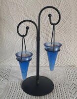 Kék üveg mécsestartó fekete fém állványon 2-es