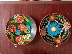 Small ceramic wall plates