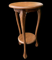 Antik stílusú faragott, fa posztamens kis két szintes kör asztalka