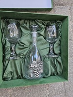 Wine set (bottle and glass)