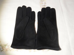 Black leather lined women's gloves
