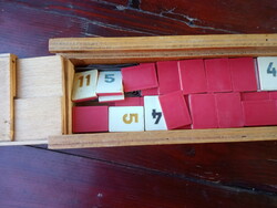 Old numbered dominoes in a wooden box!