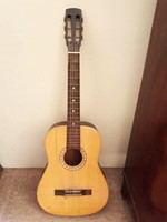 Acoustic Spanish guitar