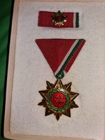 Szocréal 1945 -75, medal for 25 years of armed service with gold grade box as shown in the pictures