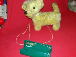 1970s battery-powered barking distant barking dog figurine contact problem toy game pictures