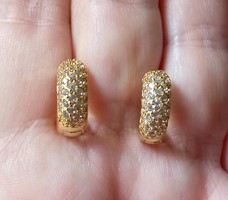 18 Kt. Gold-plated small hoop earrings for girls.
