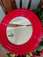 Retro, piros műanyag falitükör 42 cm-es