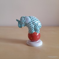 Régi Herendi pikkelymintás porcelán elefánt