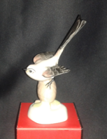 Aquincumi madár / porcelán figurás szobor