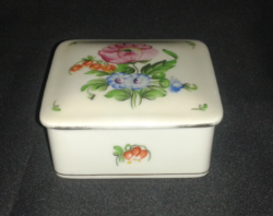 Herend bonbonier / porcelain box
