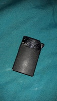 Régi SIM - AUSZTRIA - fekete fém burkolatú öngyújtó a képek szerint