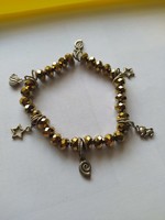 Bizzu shiny pearl bracelet